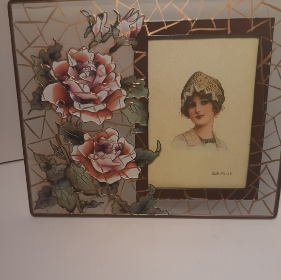 Other - Crackle design frame